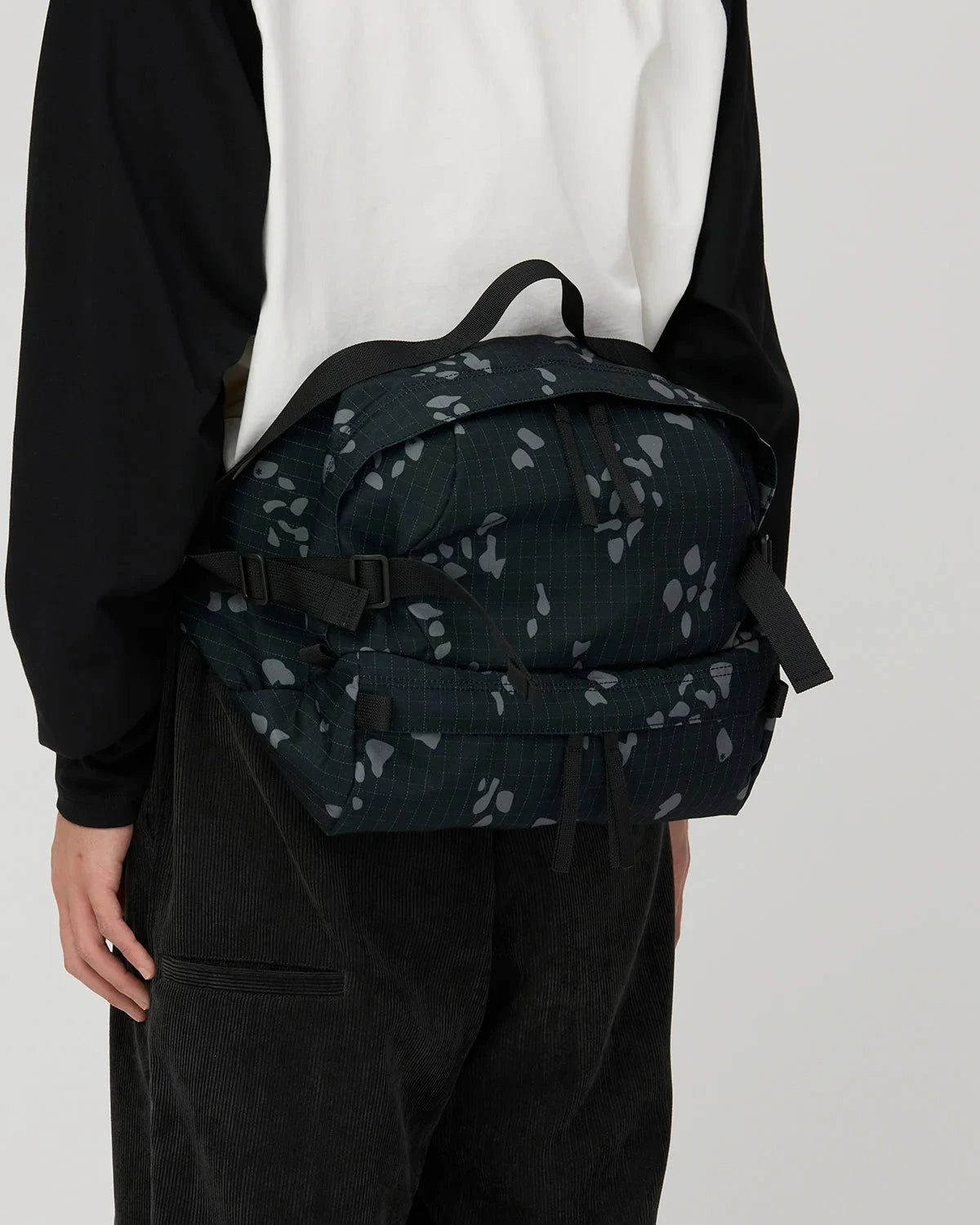 SNOW PEAK - Marsupio REFLECTIVE NIGHT CAMO BAG - GRIGIO Zaino SNOW PEAK