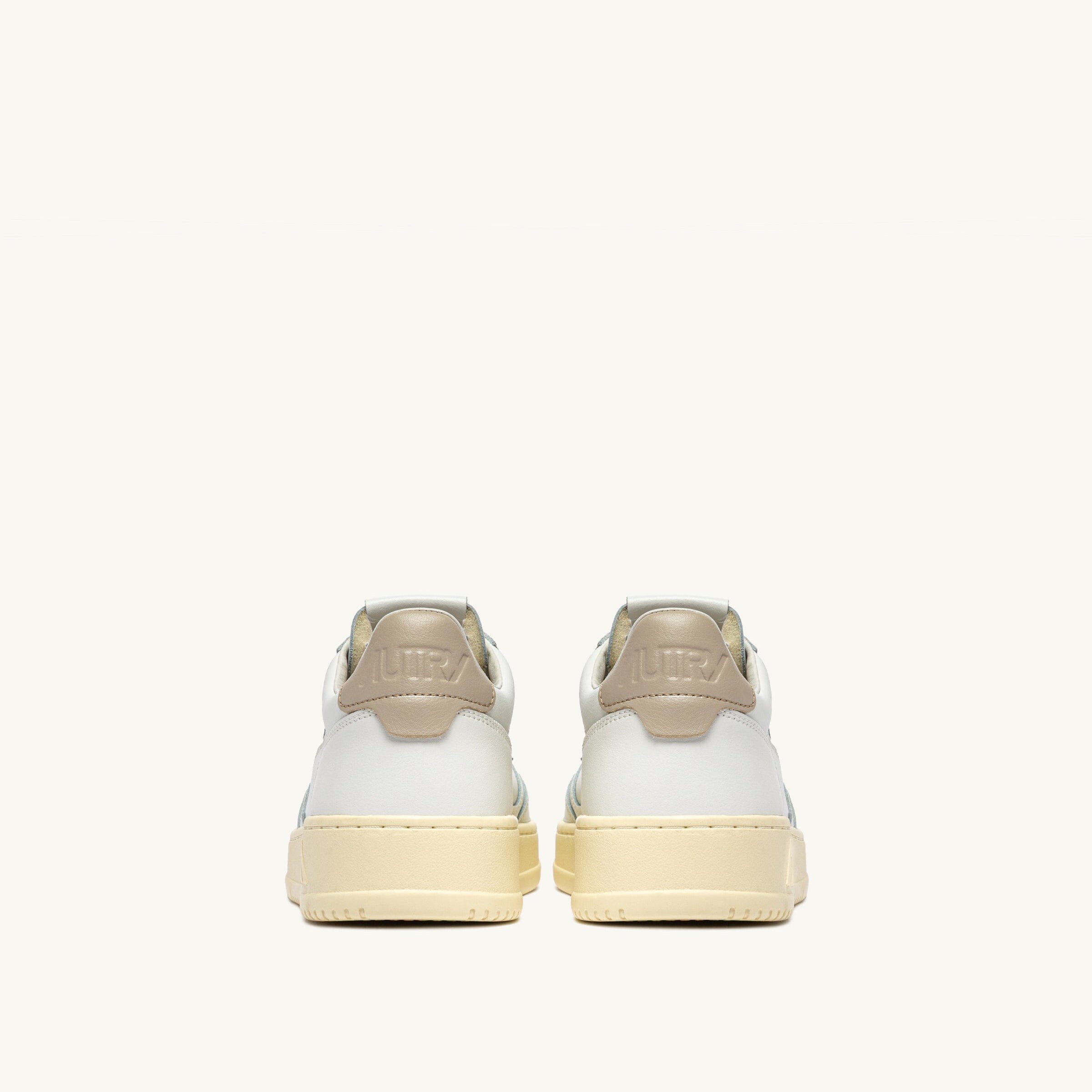 AUTRY - AULM LL27 - Sneakers MEDALIST - Bianco Beige Scarpe Uomo AUTRY - Collezione uomo