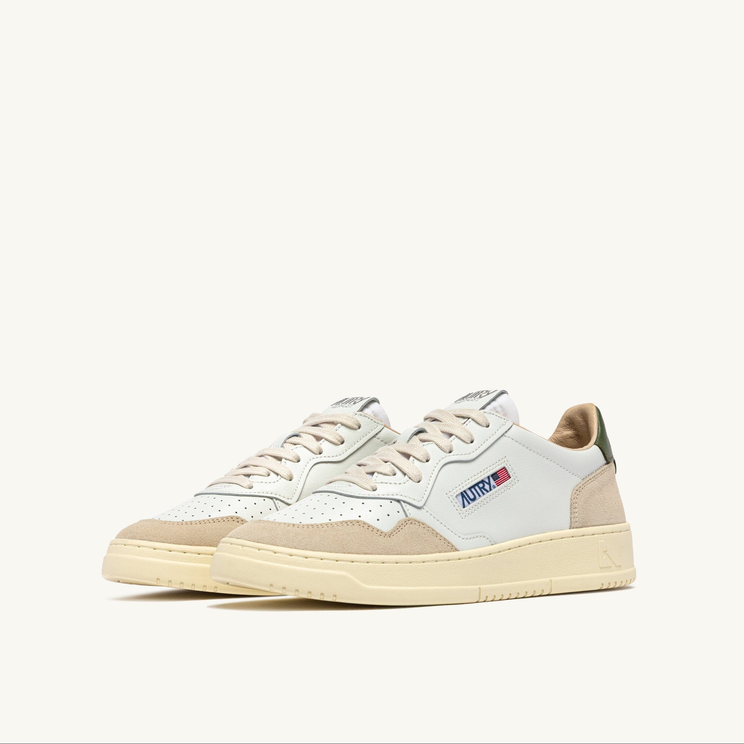 AUTRY - AULM LL17- Sneakers MEDALIST - Bianco Verde Scarpe Uomo AUTRY - Collezione uomo