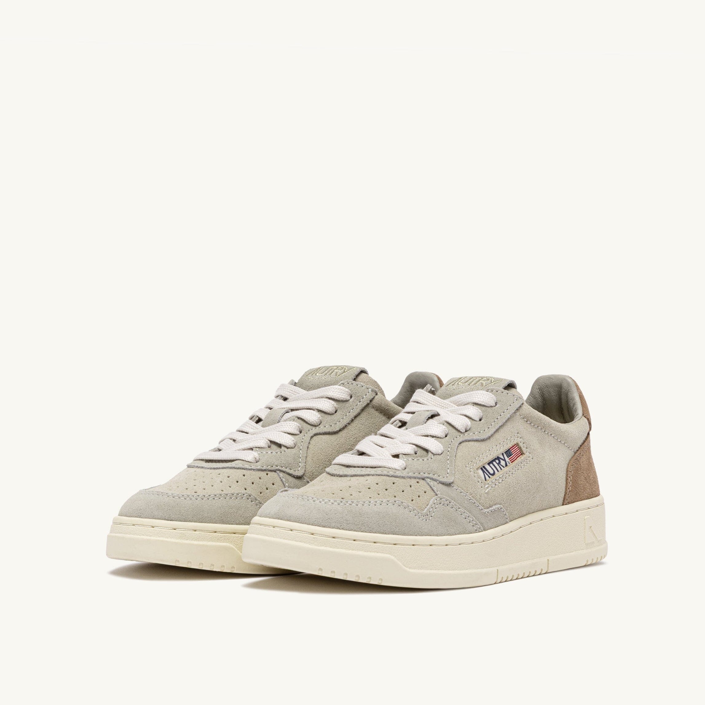 AUTRY - AULM TS37 - Sneakers MEDALIST - Cigar Papyrus pelican Scarpe Uomo AUTRY - Collezione uomo