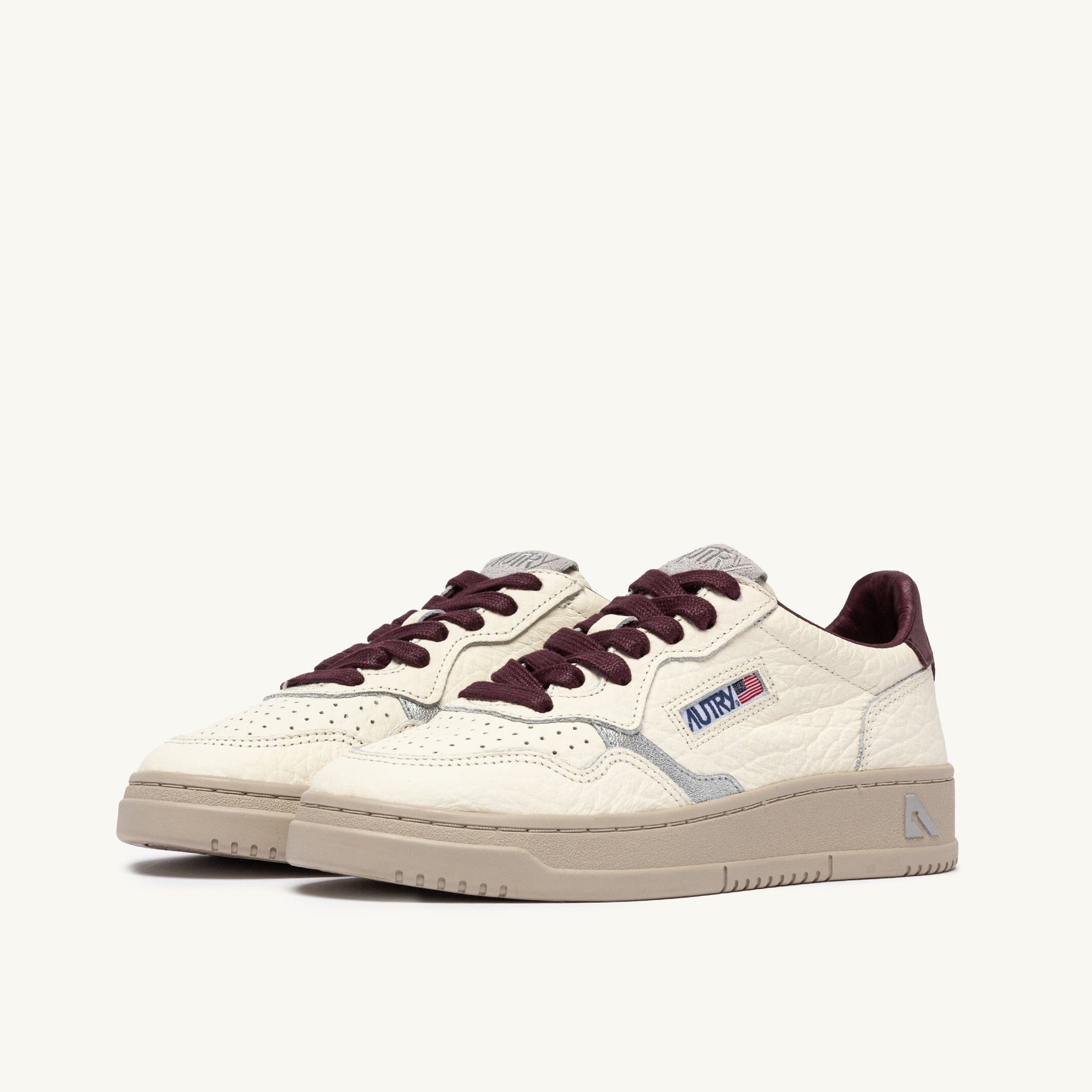 AUTRY - AULW NE19 - Sneakers MEDALIST - Bianco Silver Bordeaux Scarpe Donna AUTRY - Collezione donna