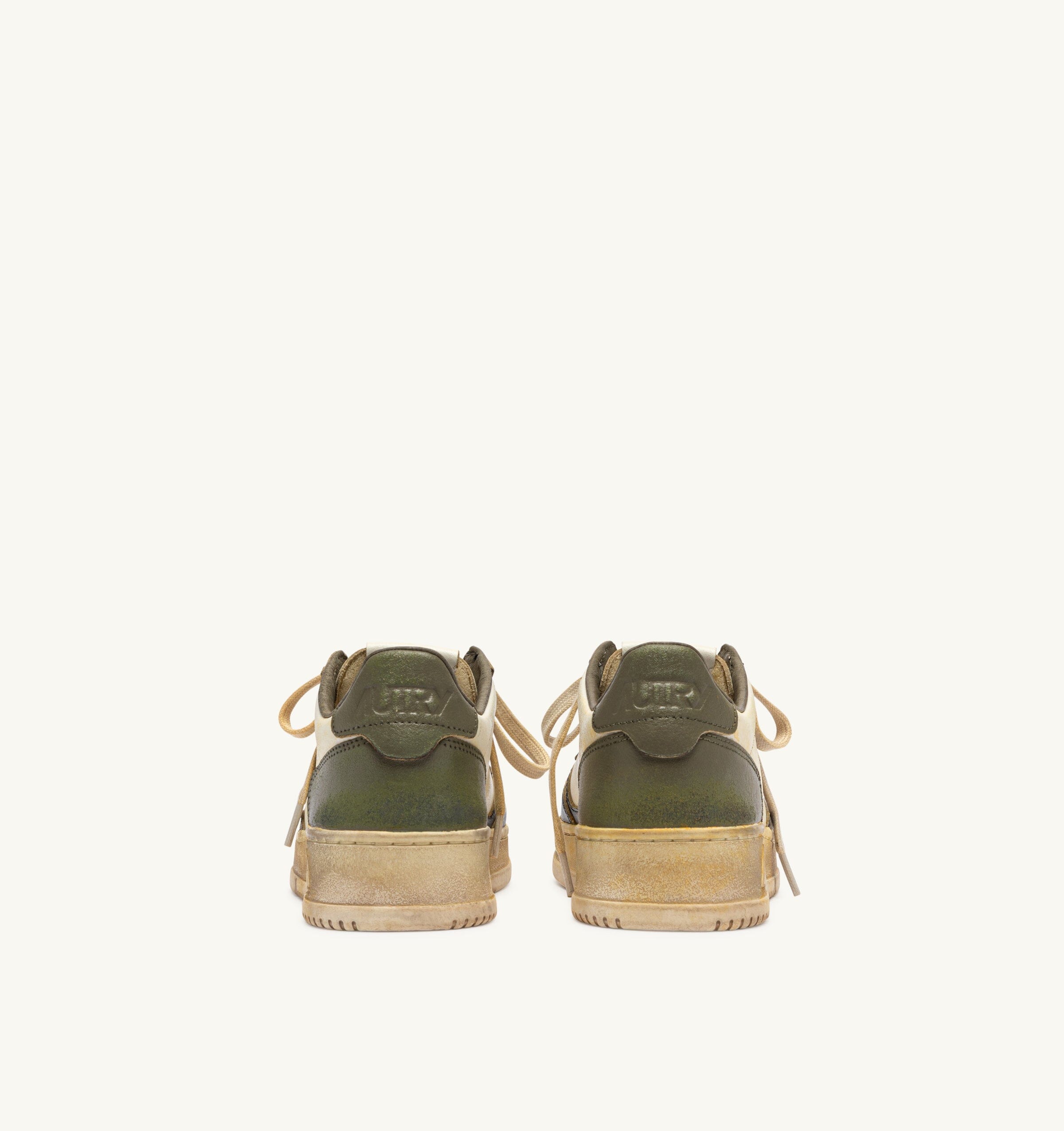 AUTRY - Sneakers - AVLM SV06 - LOW MAN LEAT VINTAGE - Pelle bianca covert green e nera Scarpe Uomo AUTRY - Collezione uomo
