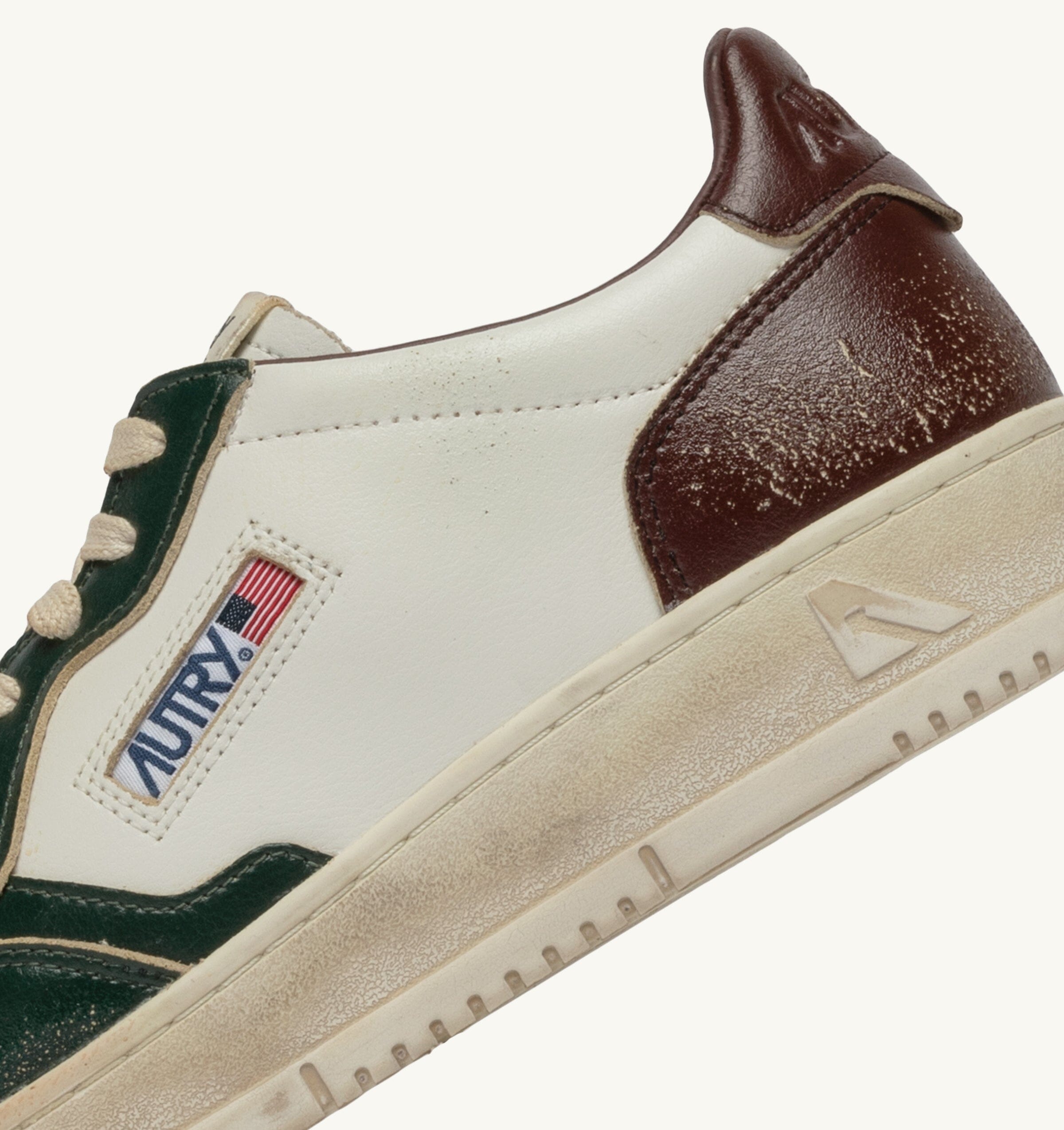 AUTRY - Sneakers AVLM SV52- LOW MAN LEAT VINTAGE - Verde Marrone Scarpe Uomo AUTRY - Collezione uomo