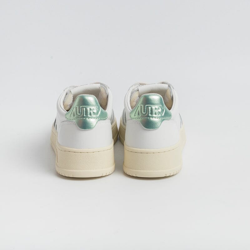 AUTRY LL62 - Sneakers LOW WOM ALL LEAT - Bianco metallizzato Verde Scarpe Donna AUTRY - Collezione donna