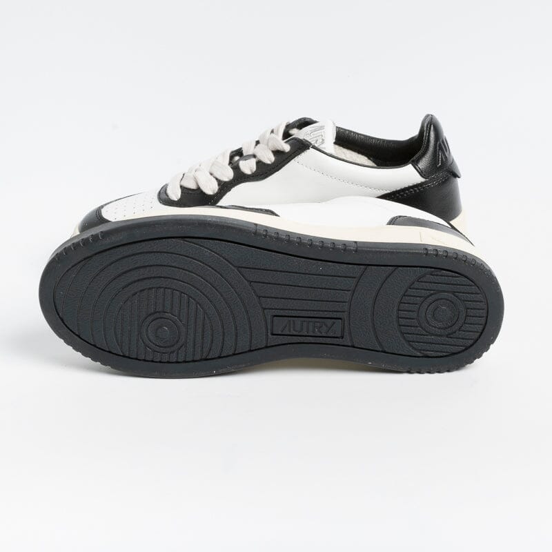 AUTRY - AULW WB01 -Sneakers LOW WOM LEAT - Bianco Nero Scarpe Donna AUTRY - Collezione donna