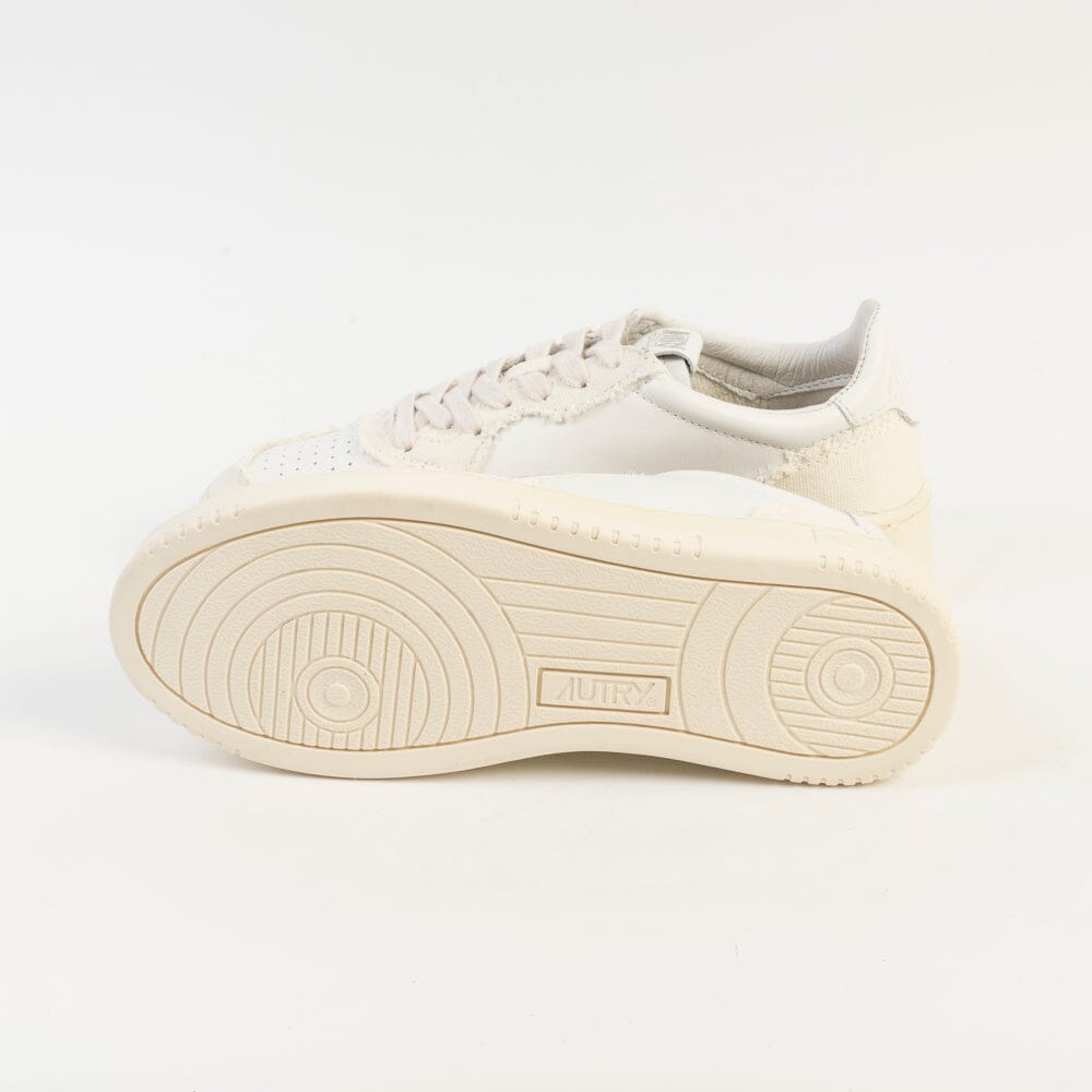 AUTRY - AULW CB01 - Sneakers LOW WOM CANVAS - Bianco Ivory Scarpe Donna AUTRY - Collezione donna 