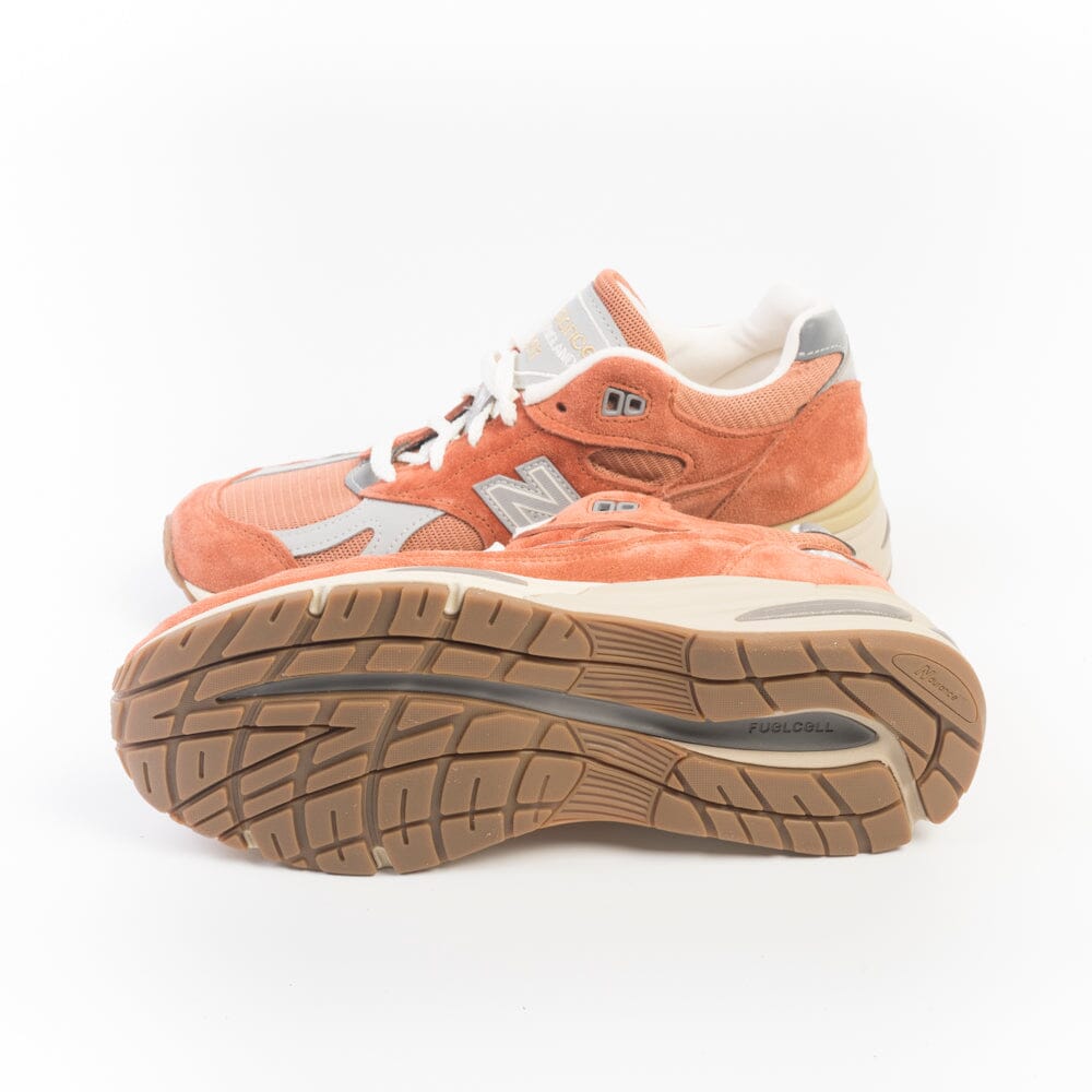 NEW BALANCE - Sneakers - U991SS2 V2 - Aragosta Scarpe Donna NEW BALANCE - Collezione Donna