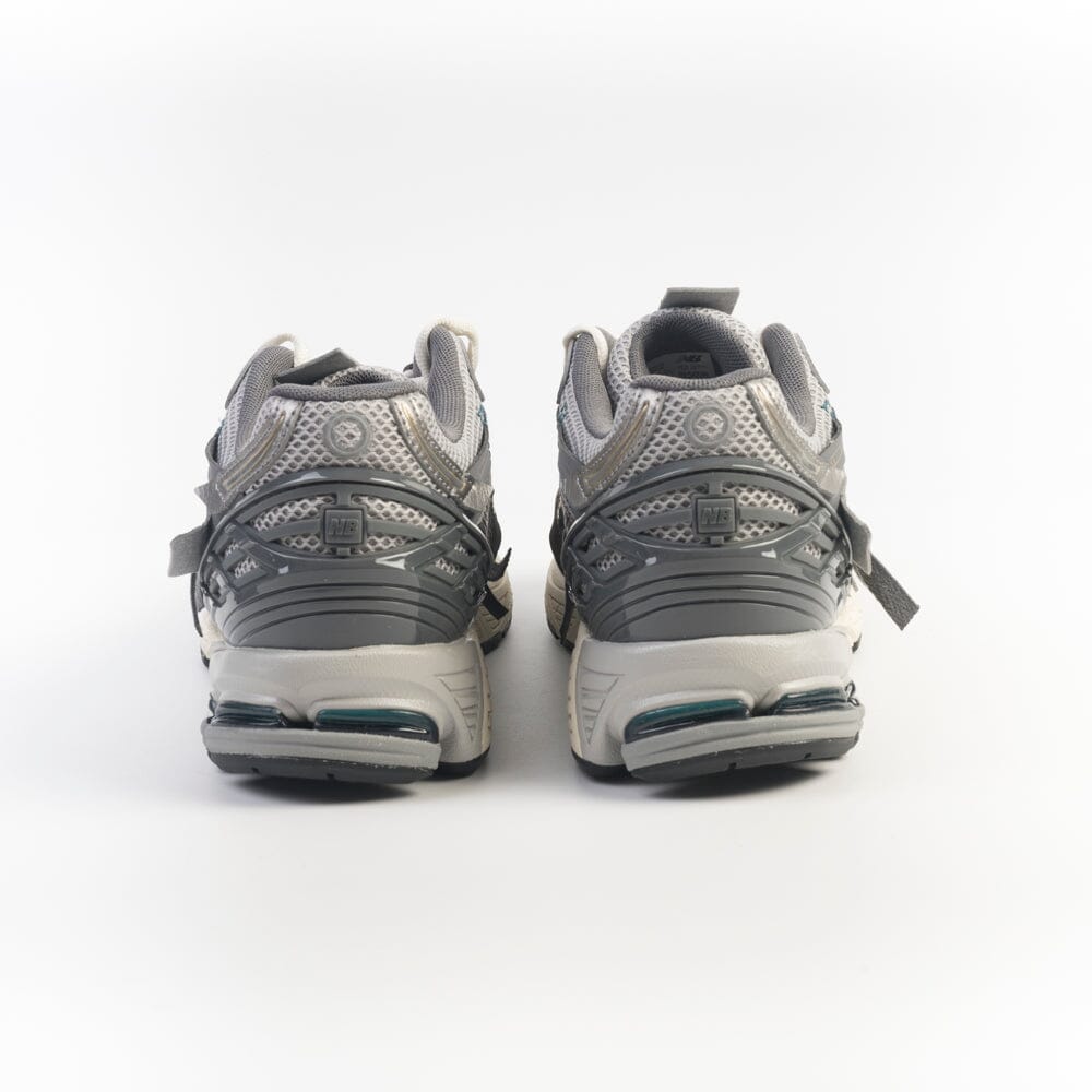 NEW BALANCE - Sneakers U19066U8 - Beige grigio Scarpe Uomo NEW BALANCE - Collezione Uomo