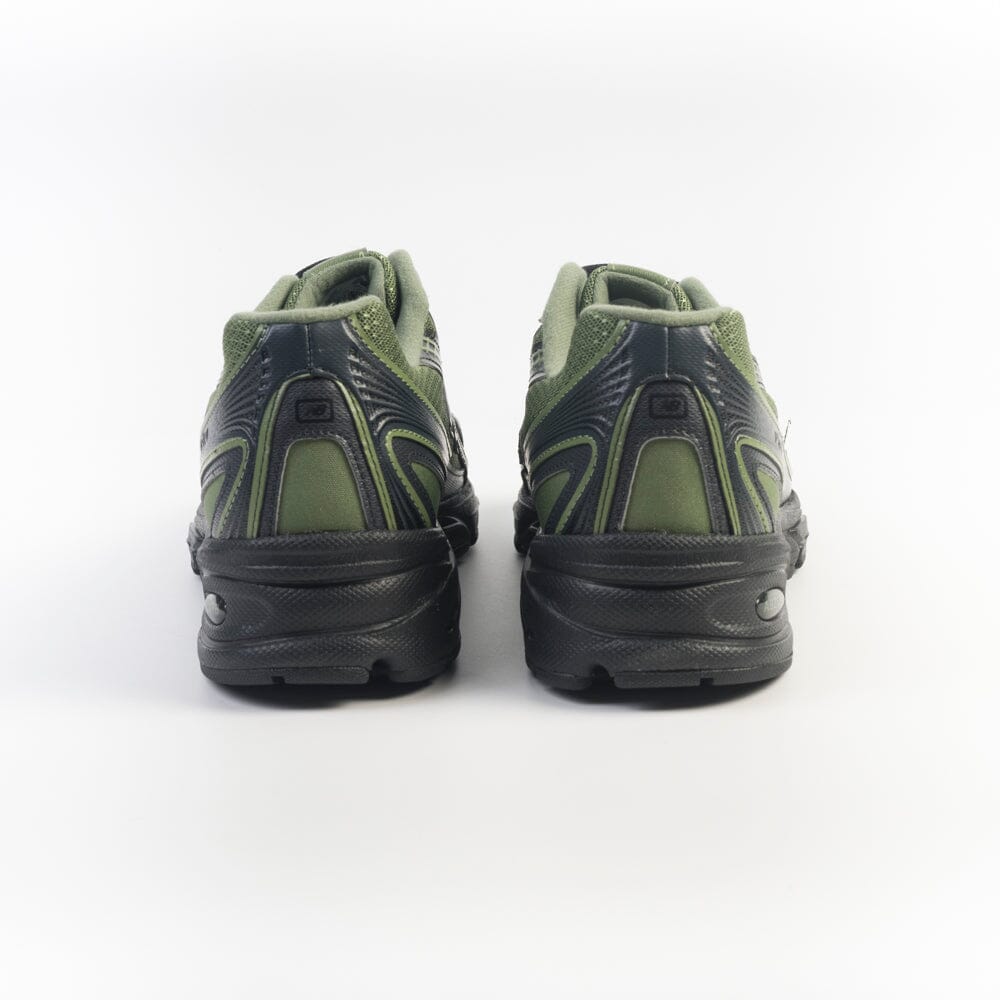 NEW BALANCE - Sneakers U7403DN - Verde nera Scarpe Uomo NEW BALANCE - Collezione Uomo