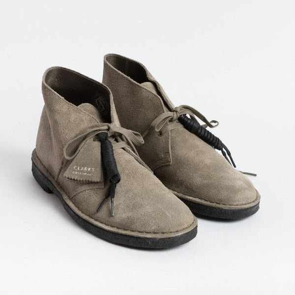 CLARKS - Polish - Desert Boot - Dark Gray Men's Shoes CLARKS - Men's Collection