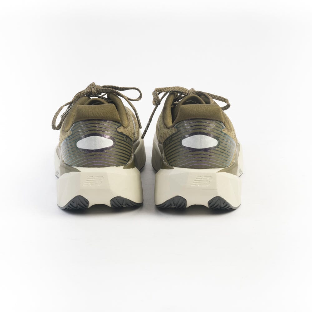 NEW BALANCE - Sneakers - MFCXPB5 - Verde militare Scarpe Uomo NEW BALANCE - Collezione Uomo