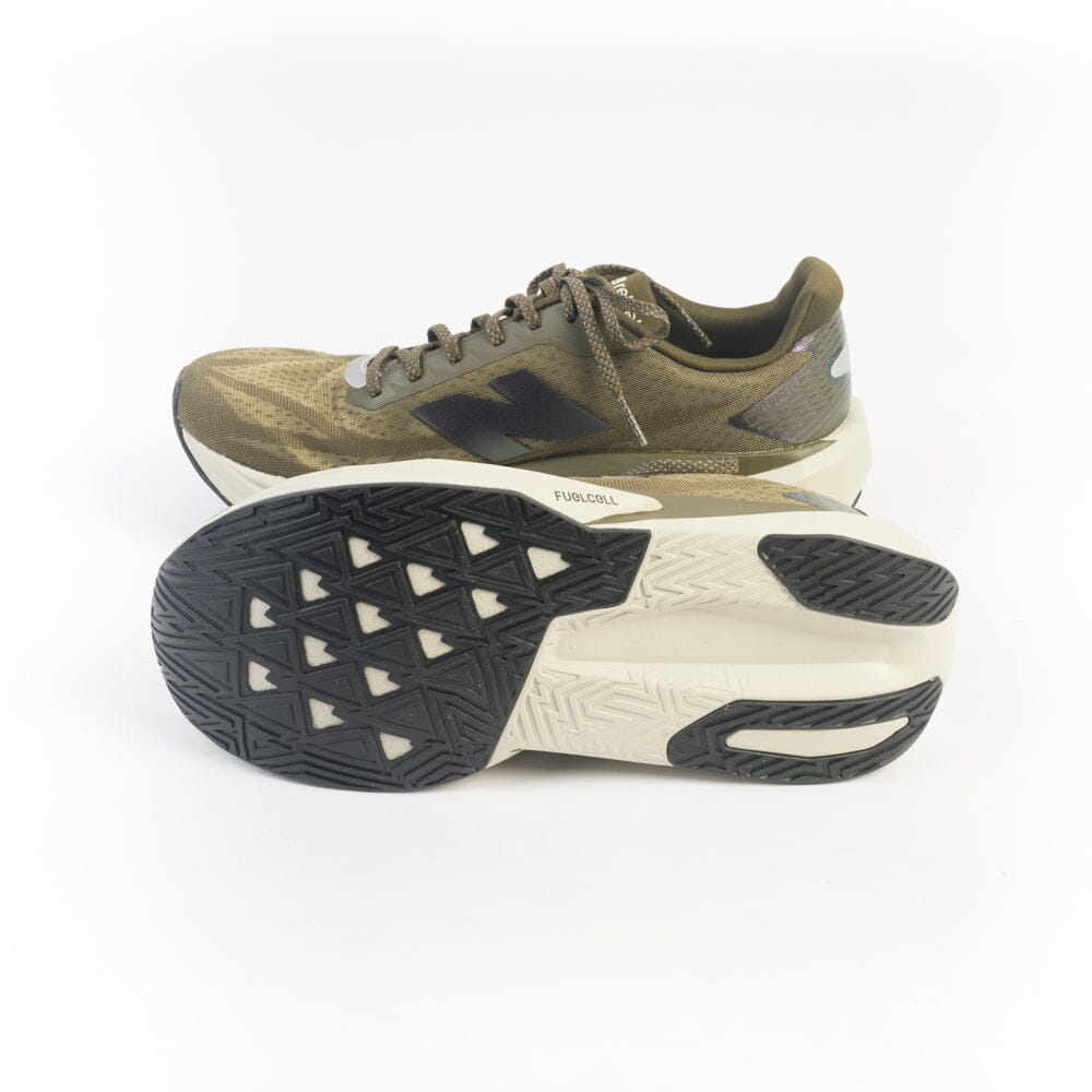 NEW BALANCE - Sneakers - MFCXPB5 - Verde militare Scarpe Uomo NEW BALANCE - Collezione Uomo