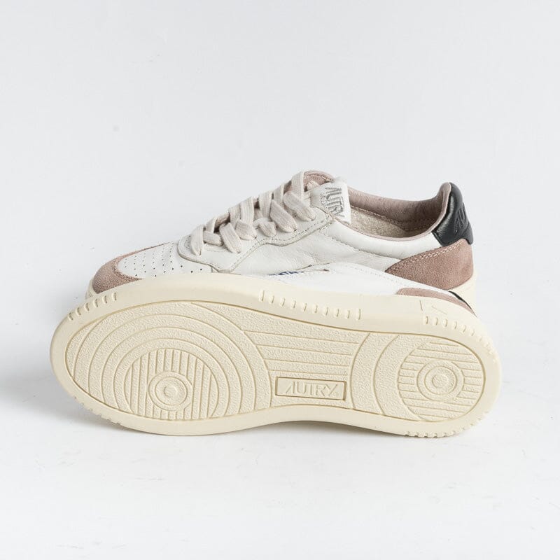 AUTRY - AULW GS20 - Sneakers - LOW WOM SUEDE LEAT - Bianco Tortora Nero Scarpe Donna AUTRY - Collezione donna