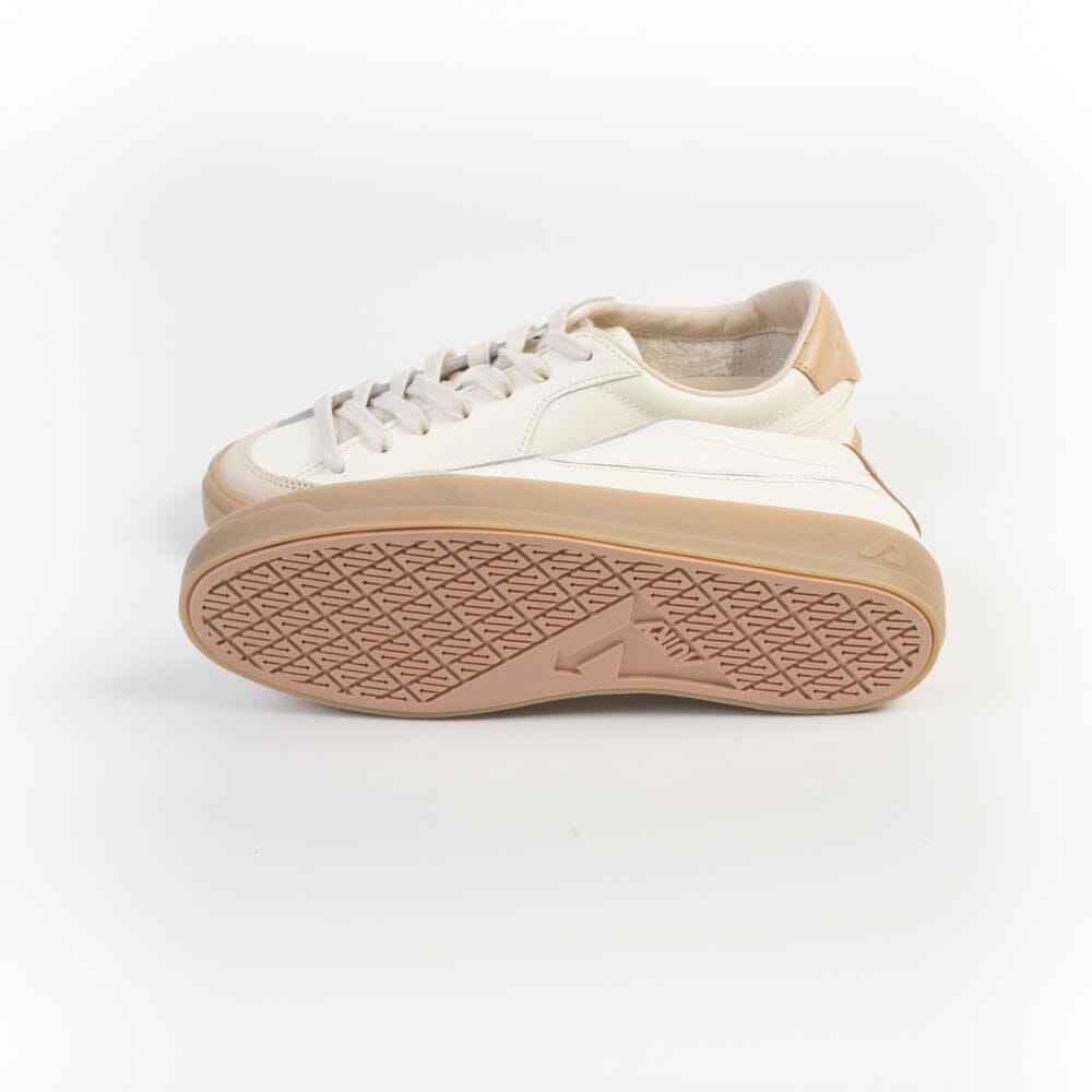 AUTRY - SCLW UK08 - Sneakers WINDSCAPE - Burro Scarpe Donna AUTRY - Collezione donna
