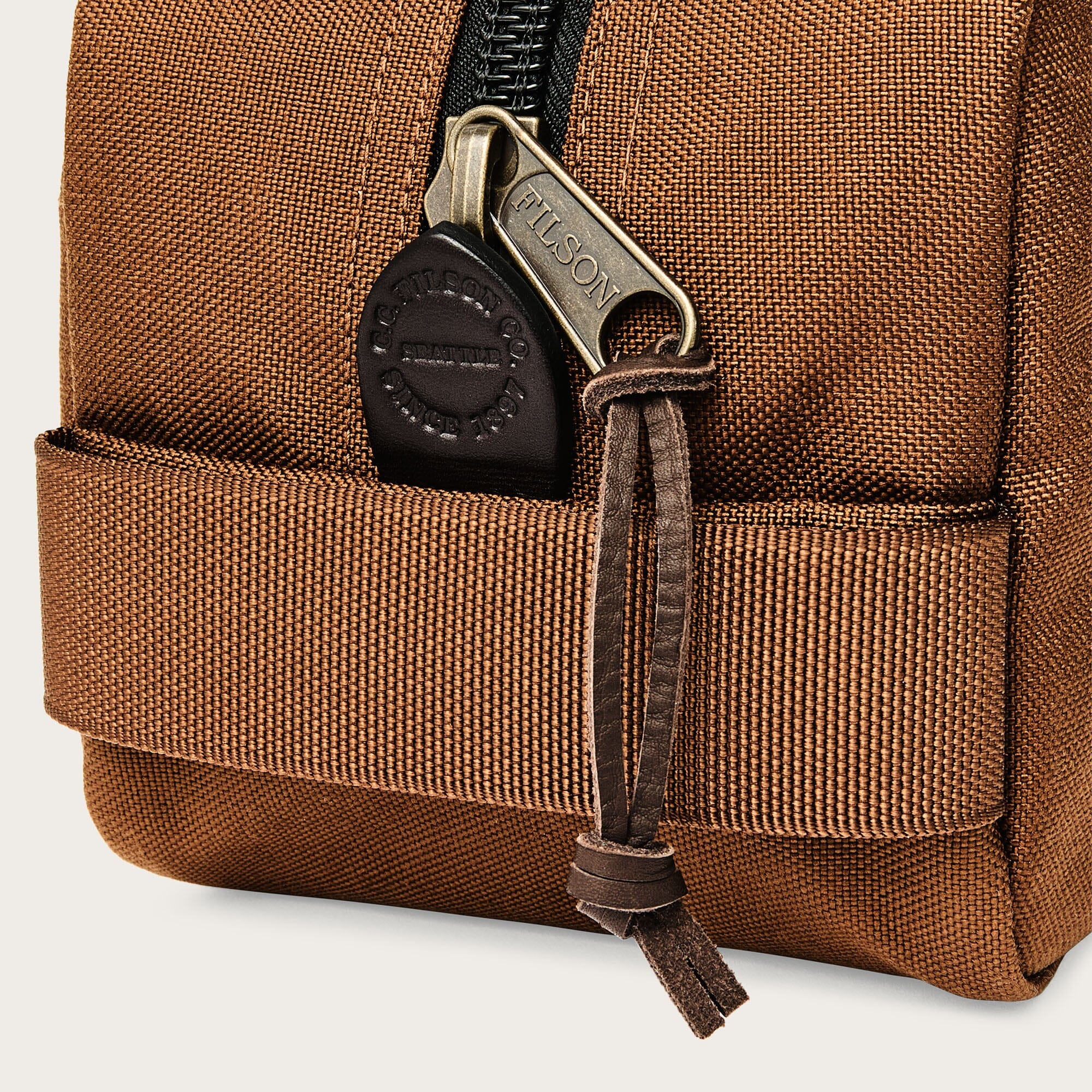 FILSON - FMLUG0070 - Beauty Case Travel Pack - Whiskey Accessori Uomo FILSON