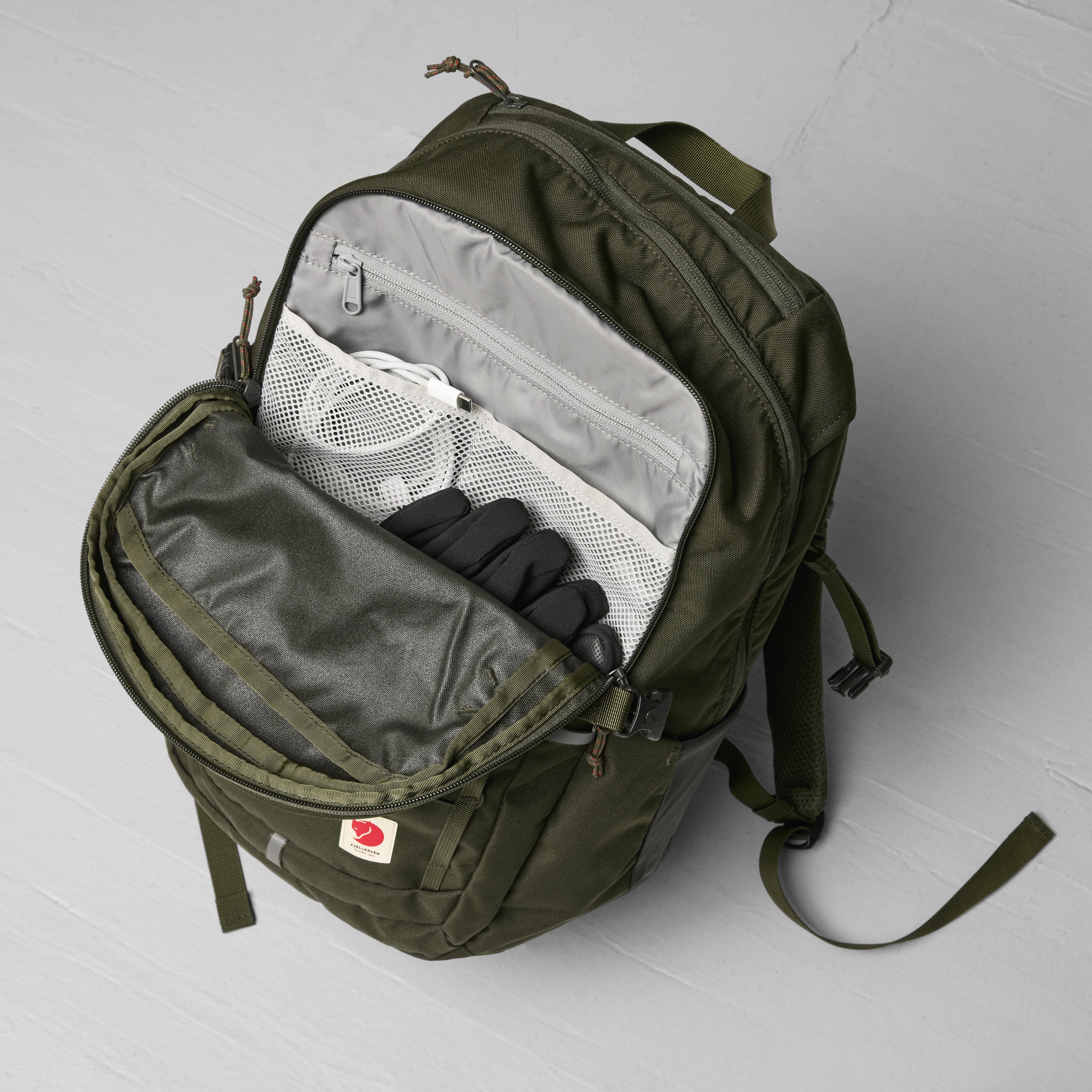 FJÄLLRÄVEN 23346 Skule 28L - 050 Basalt Zaino Fjallraven