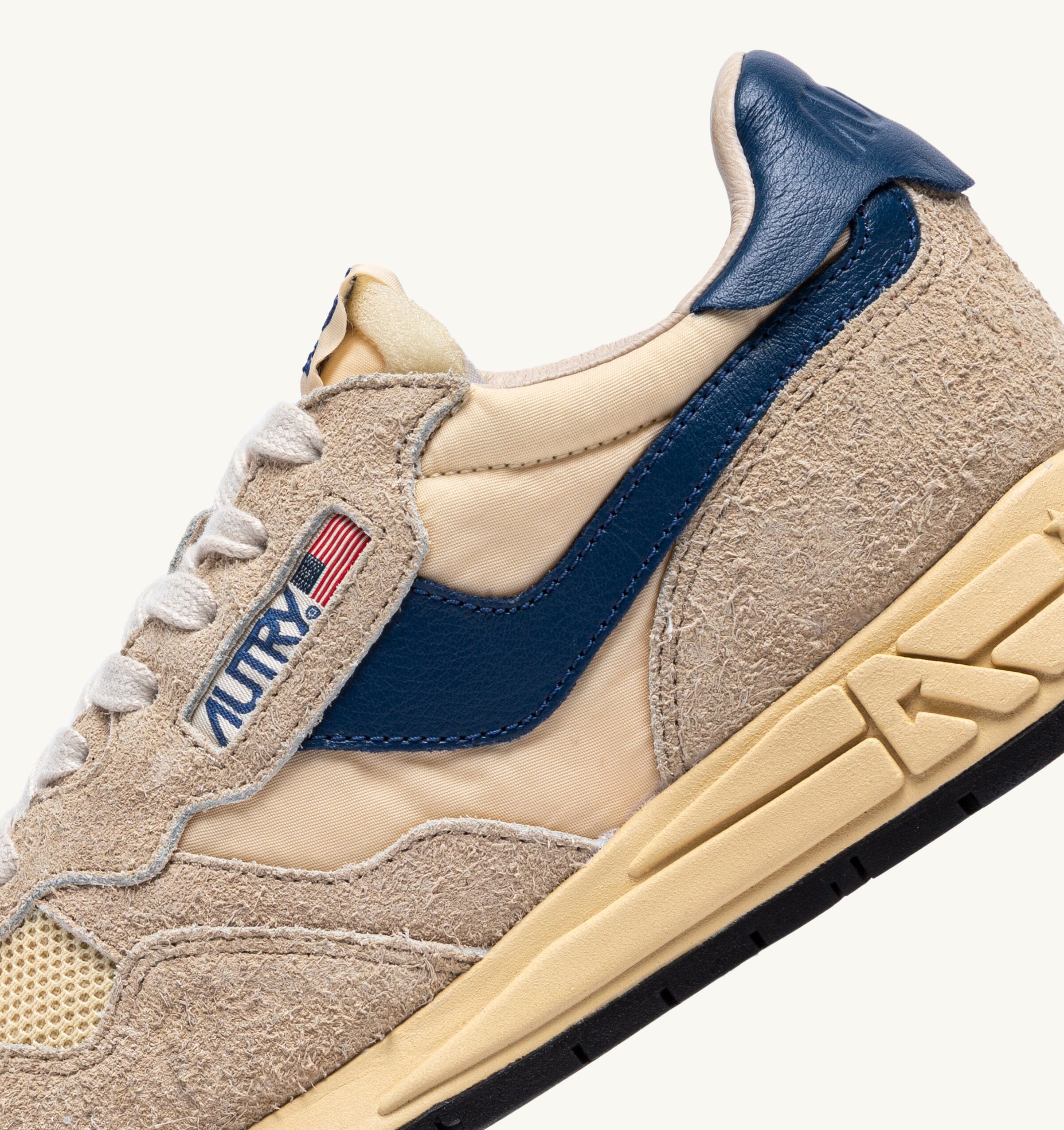 AUTRY Sneakers WWLM UT27 - Autry REELWIND - Beige Blu Scarpe Uomo AUTRY - Collezione uomo