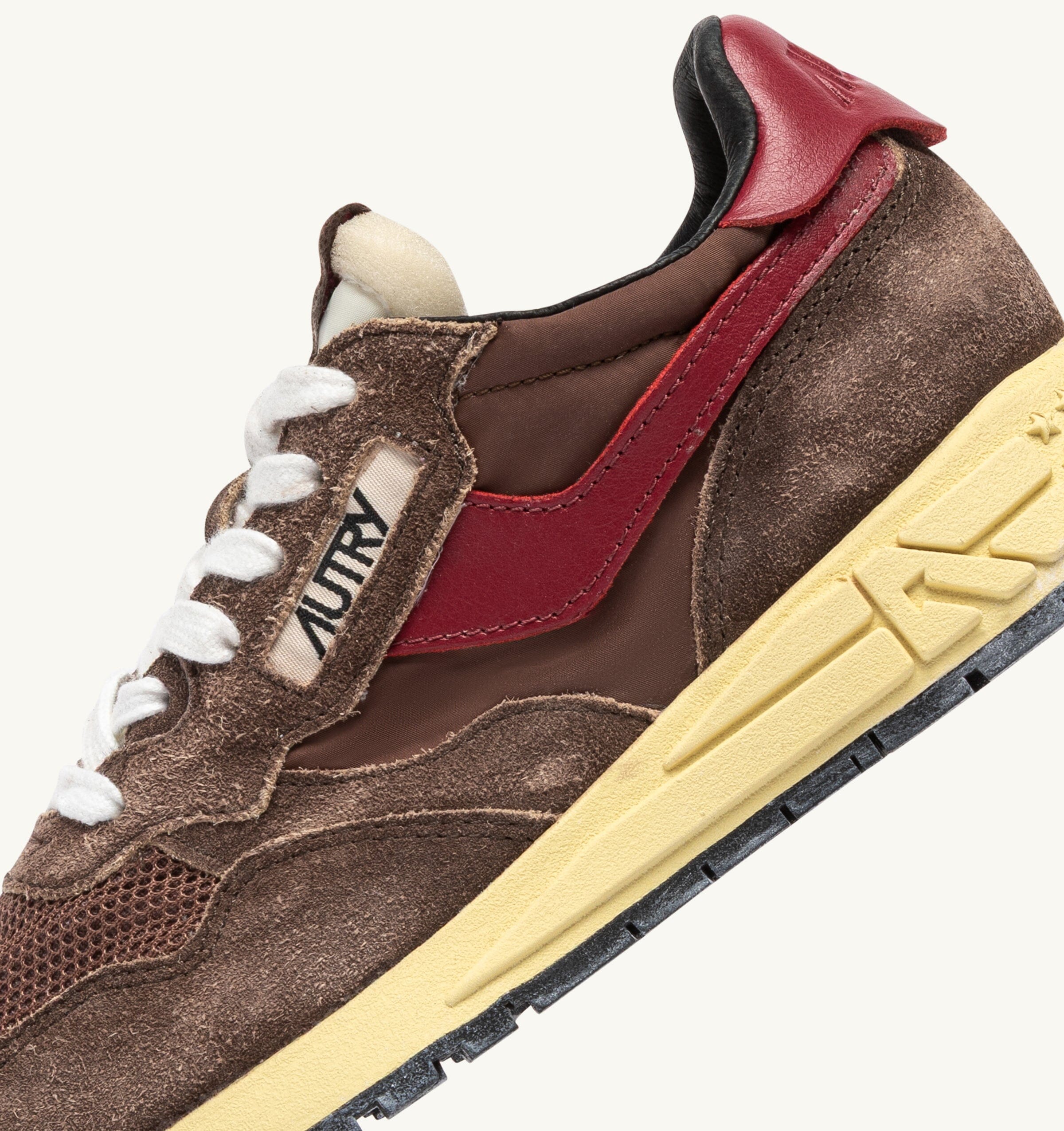 AUTRY - WWLW GQ08 - Sneakers REELWIND - Coffee sugar deep claret Scarpe Donna AUTRY - Collezione donna