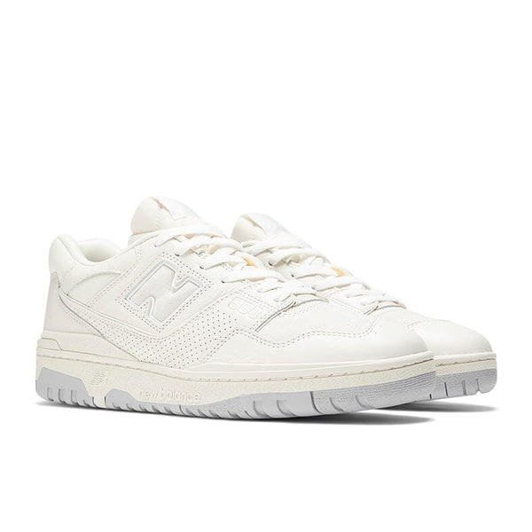 NEW BALANCE - Unisex Sneakers BB550PWD - White Turtledove Man Shoes NEW BALANCE - Man Collection