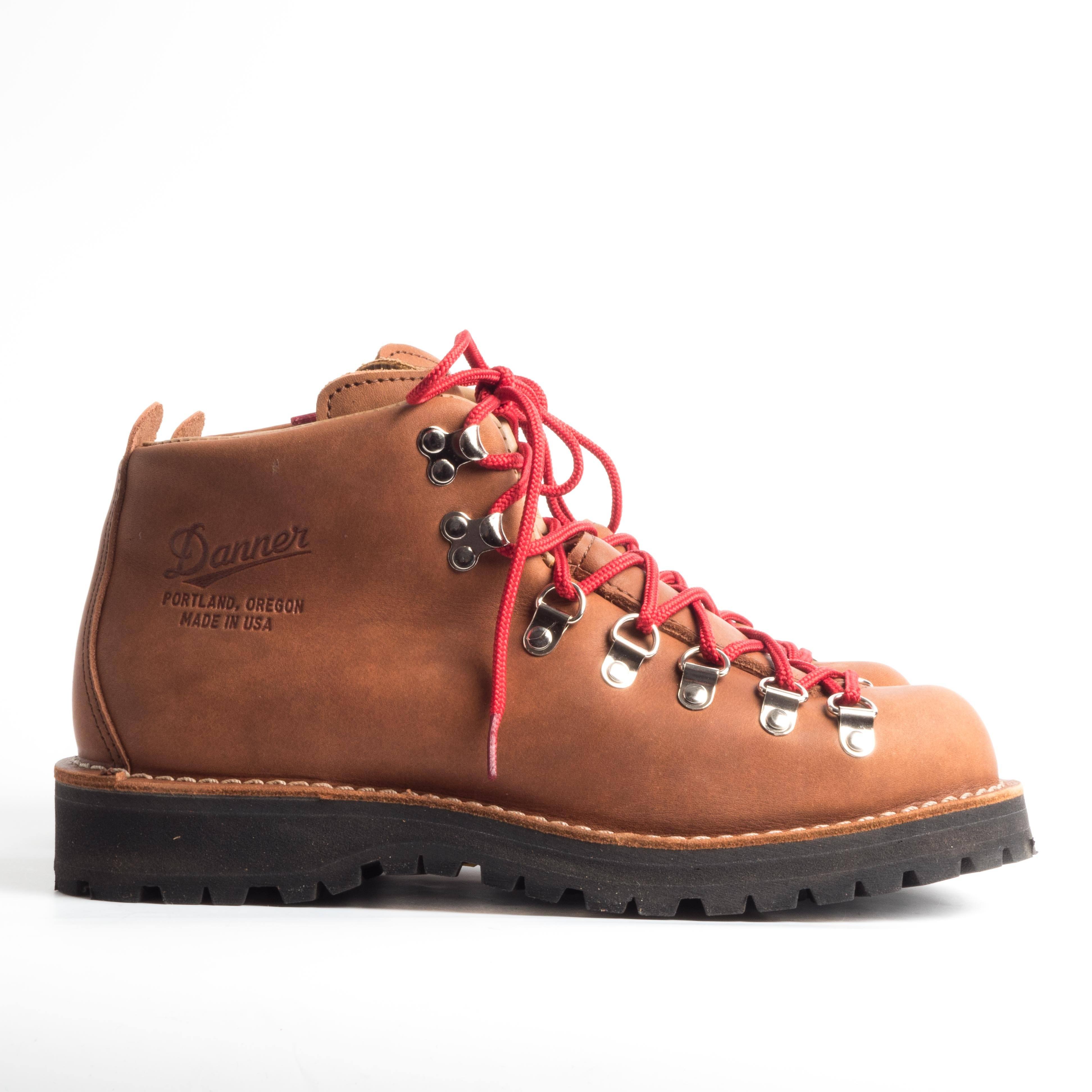 DANNER - AI 2018/19 - 31528 - Mountain Light - Cascade Clovis Scarpe Uomo DANNER