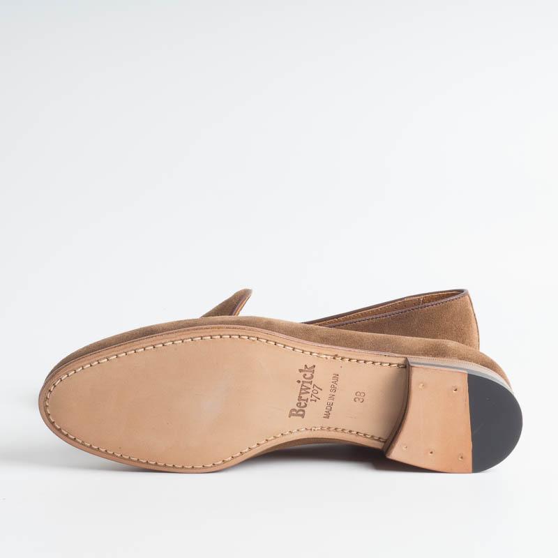 BERWICK 1707 - Woman Moccasin - Walnut suede Shoes Woman BERWICK 1707 - Woman Collection