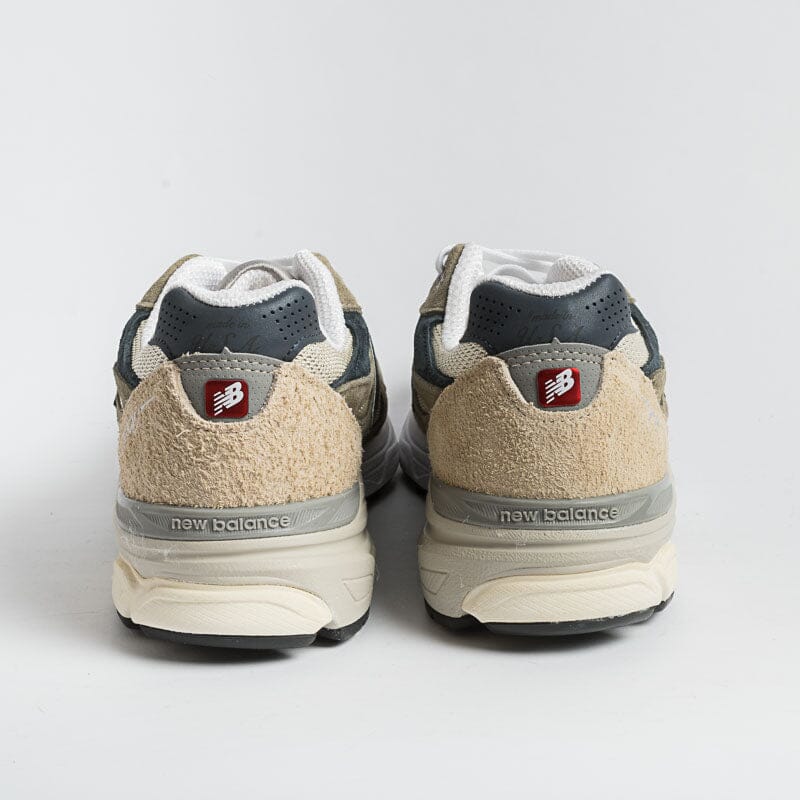 NEW BALANCE - Limited Edition Teddy Santis M990TO3 - Grigio Scarpe Uomo NEW BALANCE - Collezione Uomo