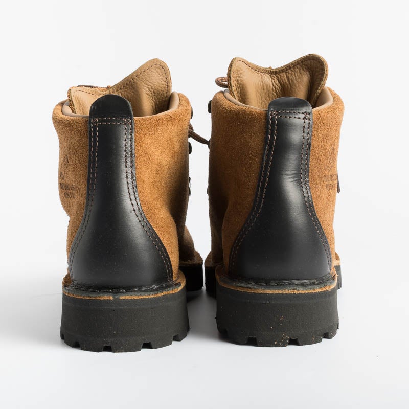 DANNER - 31548 - Mountain Light - Wallowa Suede Danner Men's Shoes - Men's Collection