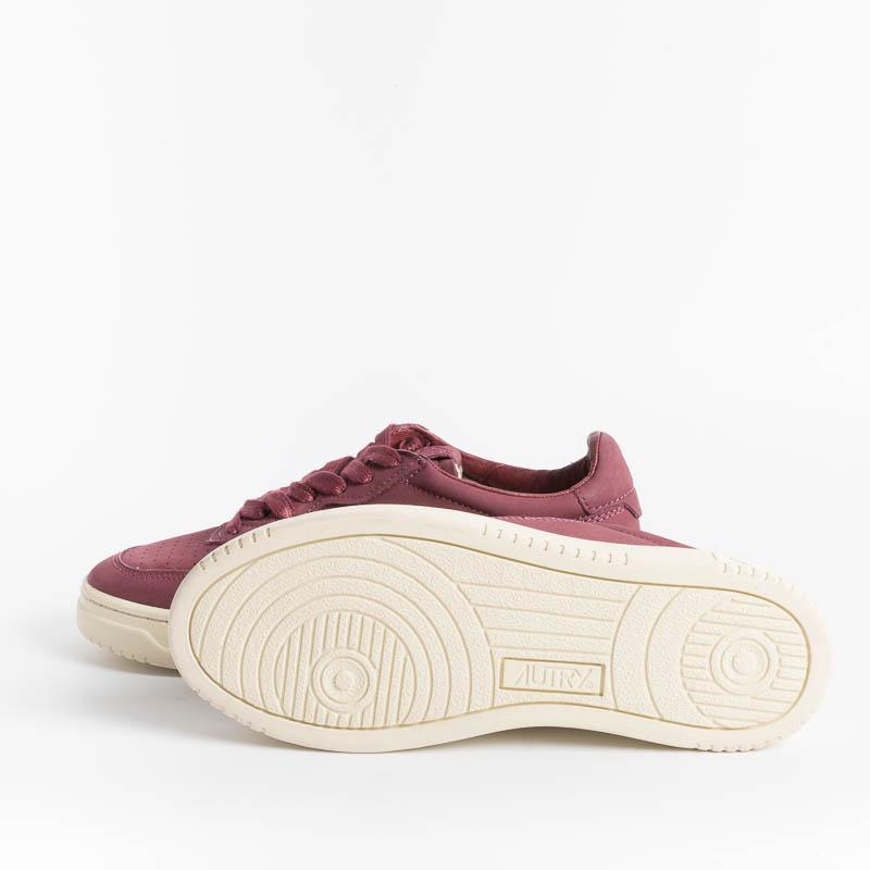 AUTRY AULW NN04 - LOW WOM NABUCK - Bordeaux Women's Shoes AUTRY - Women's collection