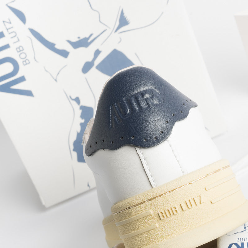 AUTRY BLLM TC05 - LOW MAN TC/BOB - Bianco/Blu Scarpe Uomo AUTRY - Collezione uomo