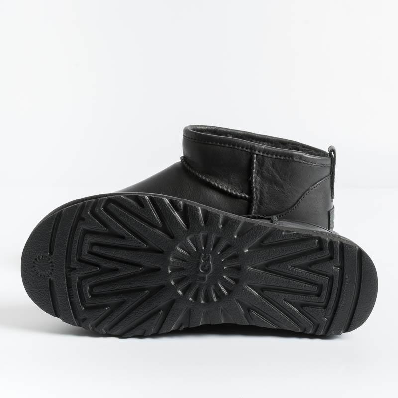 UGG - Original Ultra Mini - Nero Pelle Scarpe Donna Ugg