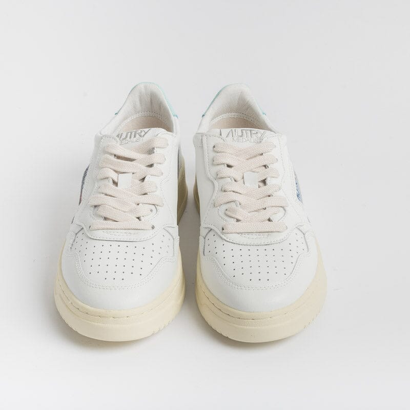 AUTRY - AULW LL49 - LOW WOM ALL LEAT - Bianco Turchese Scarpe Donna AUTRY - Collezione donna