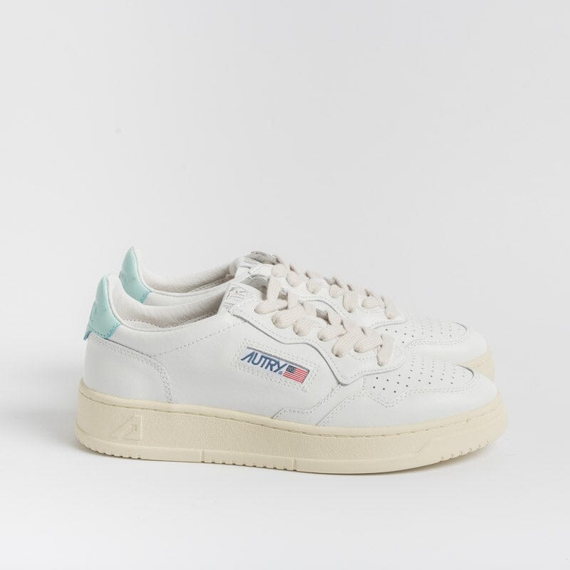 AUTRY - AULW LL49 - LOW WOM ALL LEAT - Bianco Turchese Scarpe Donna AUTRY - Collezione donna
