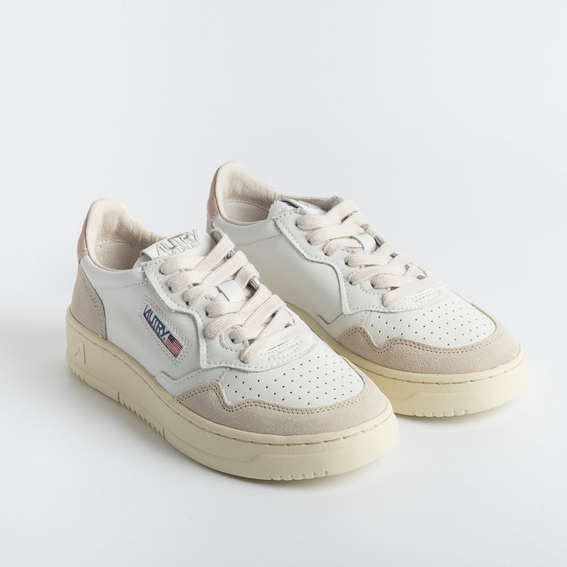 AUTRY LS37- LOW WOM LEAT / SUEDE - White / Powder Woman Shoes AUTRY - Women's collection