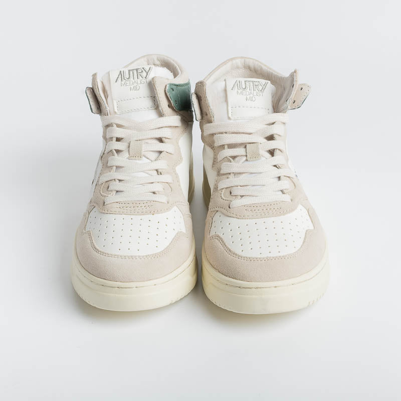 AUTRY AUMM GS11 - MID MAN GOAT / SUEDE - White / Green Men's Shoes AUTRY - Men's collection