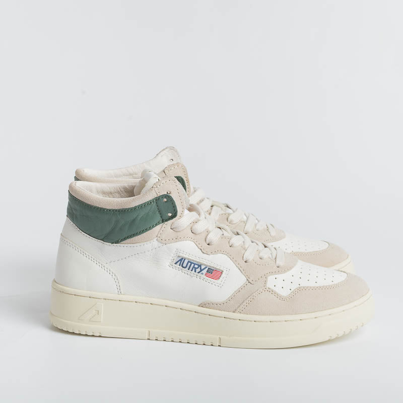 AUTRY AUMM GS11 - MID MAN GOAT / SUEDE - White / Green Men's Shoes AUTRY - Men's collection