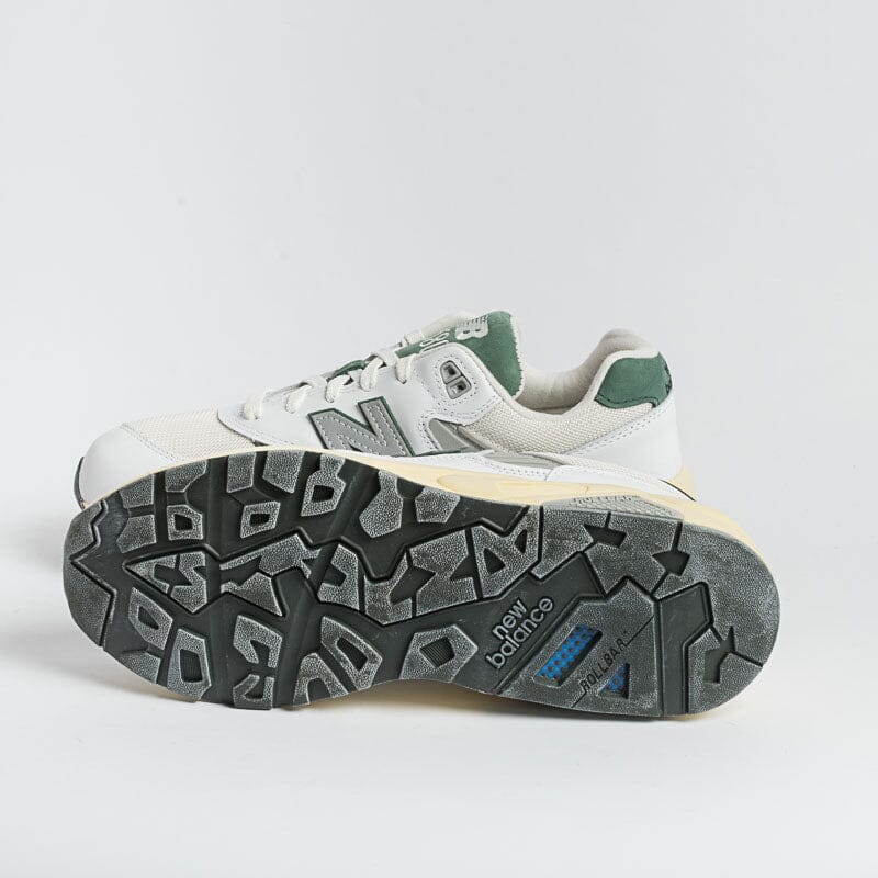 NEW BALANCE - Sneakers - MT580RCA - White Green Man Shoes NEW BALANCE - Man Collection