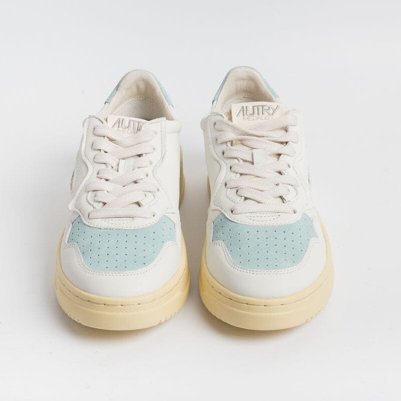 AUTRY - AULW SL02 - Sneakers LOW WOM SUEDE LEAT - Bianco Turchese Scarpe Donna AUTRY - Collezione donna
