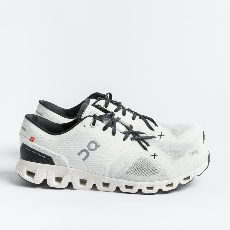 ON RUNNING - Sneakers - Cloud X3 - Ivory Black Scarpe Uomo ON - Collezione Uomo