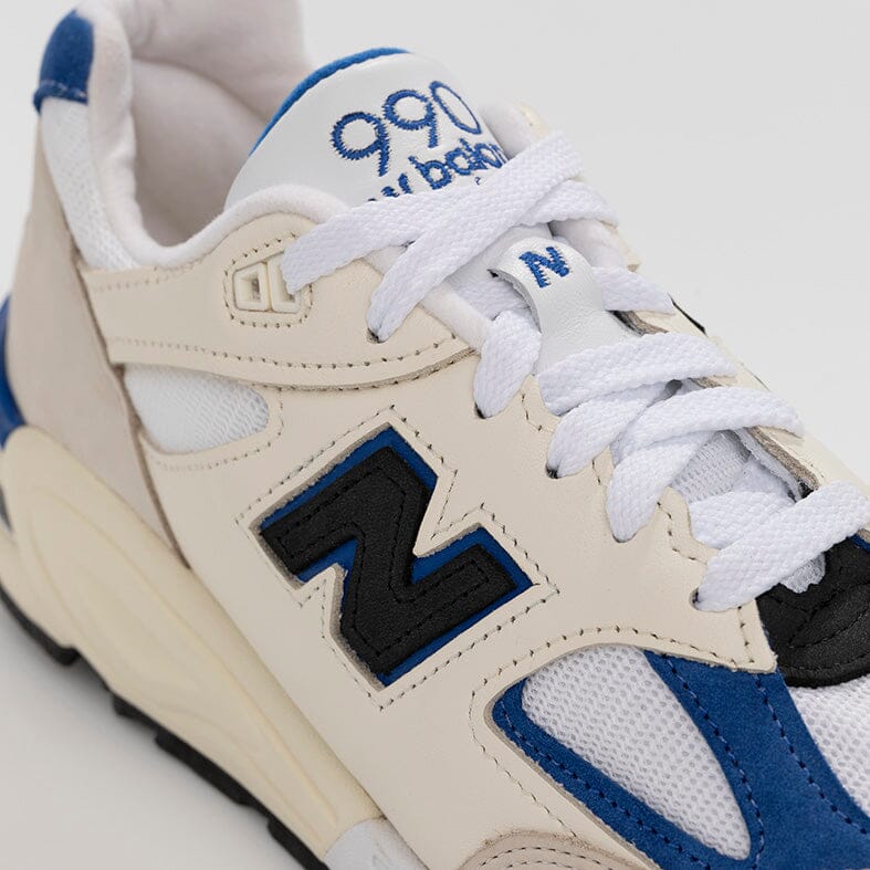 NEW BALANCE - Limited Edition Teddy Santis M990WB2 - Bianco Scarpe Uomo NEW BALANCE - Collezione Uomo