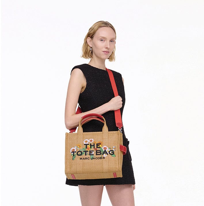 MARC JACOBS