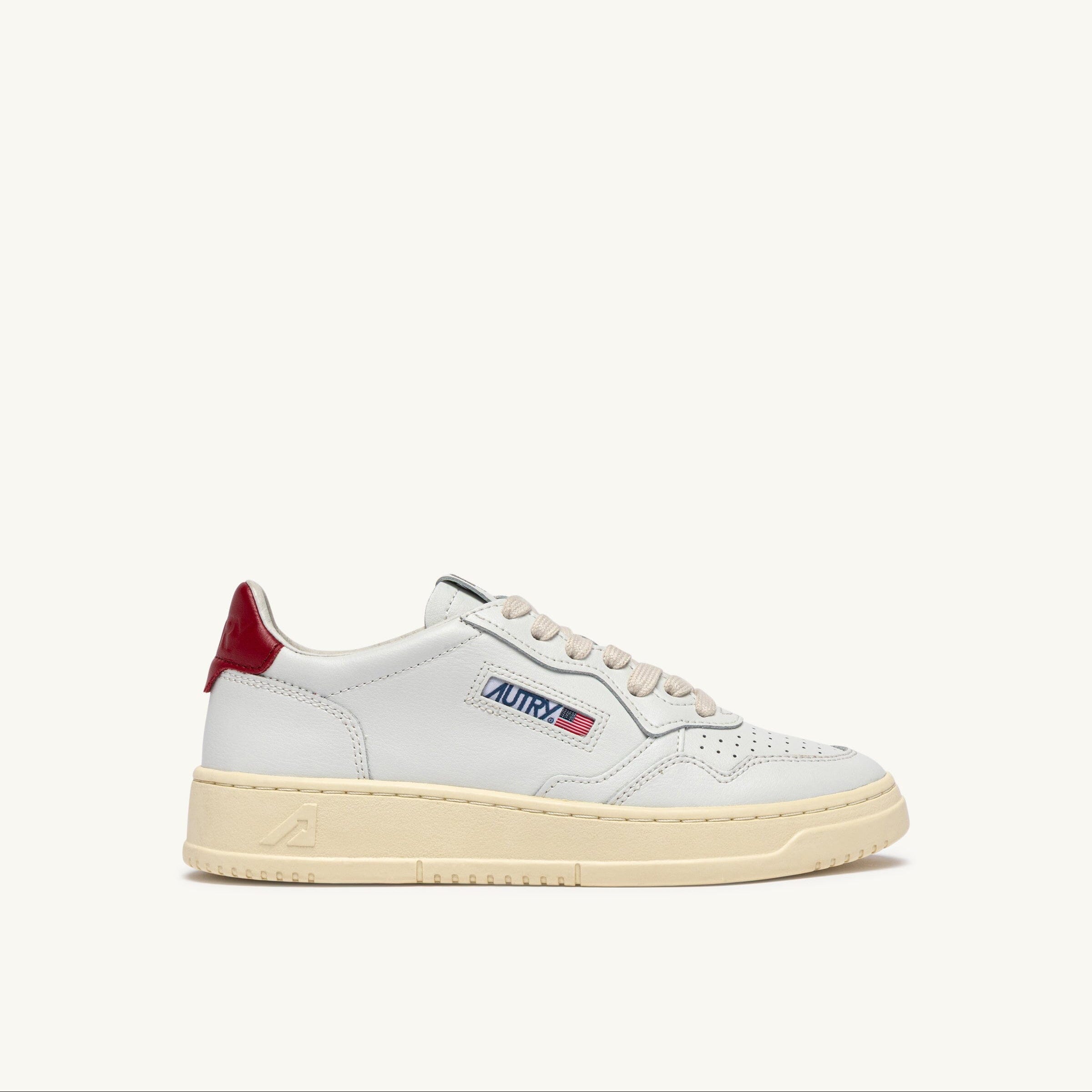 AUTRY - AULM LL33 - Sneakers MEDALIST - Bianco Rosso Scarpe Uomo AUTRY - Collezione uomo 