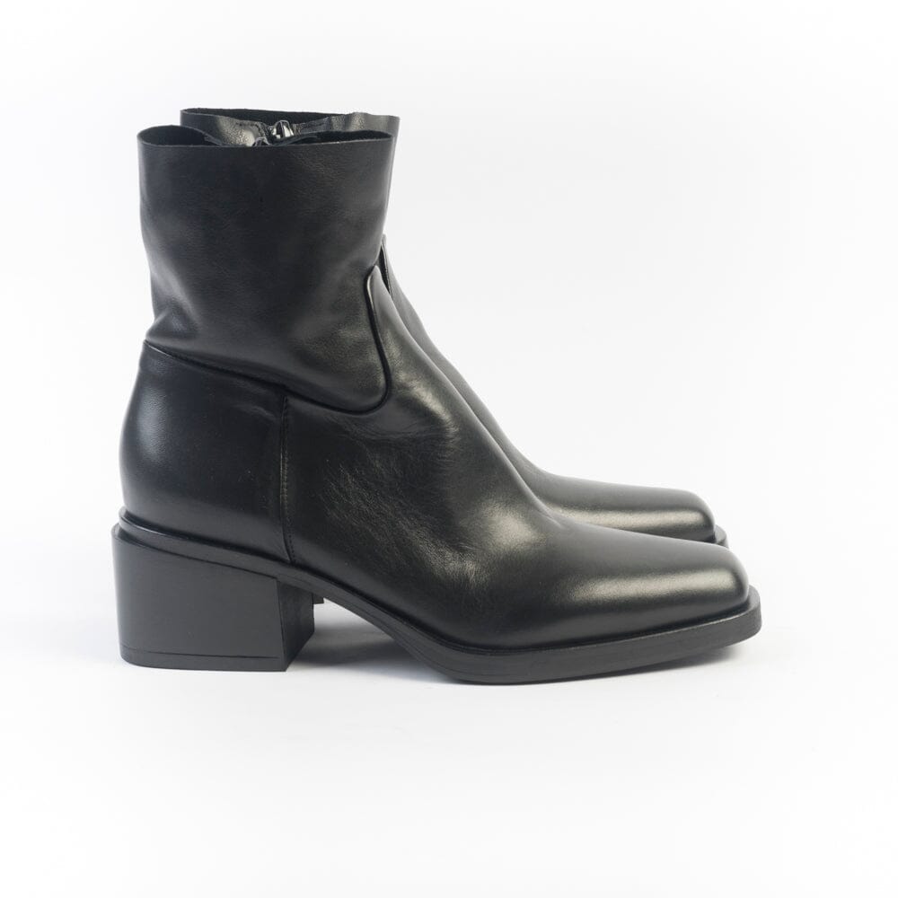 ELENA IACHI - Stivaletto - E4424 - Nero Zip Scarpe Donna Elena Iachi 