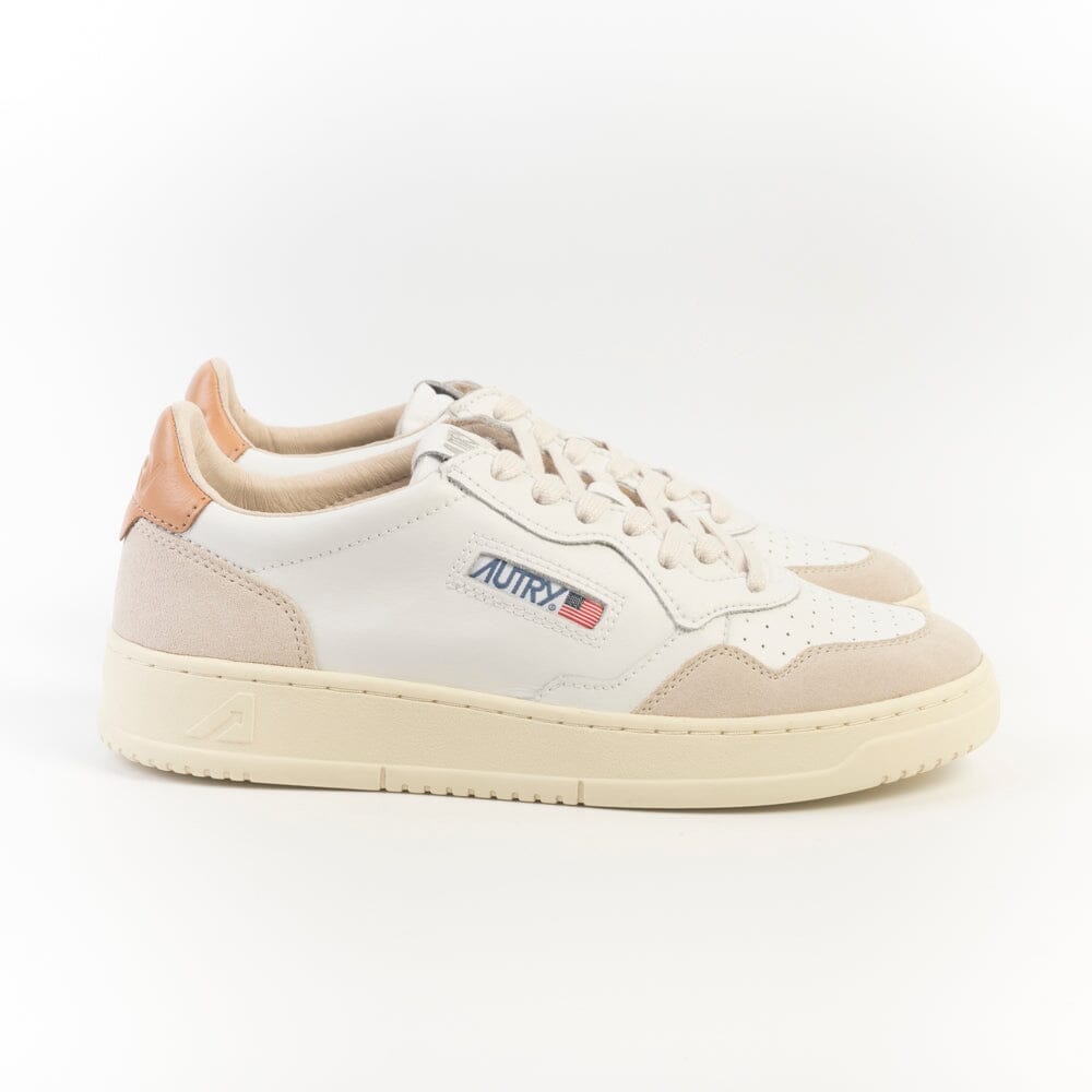 AUTRY AULW LS76 - LOW WOM LEAT/SUEDE - Bianco Nocciola Scarpe Donna AUTRY - Collezione donna 