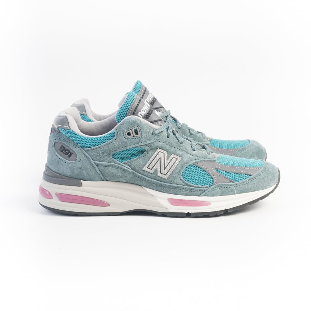 NEW BALANCE - Sneakers - U991TT2 V2 - Azzurro Scarpe Donna NEW BALANCE - Collezione Donna 