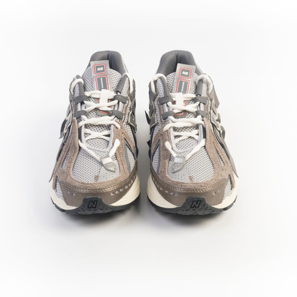 NEW BALANCE - Sneakers U19066U8 - Beige grigio Scarpe Uomo NEW BALANCE - Collezione Uomo 