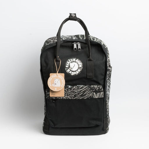FJÄLLRÄVEN Kanken Art Plus - 965 Darkwoods Black