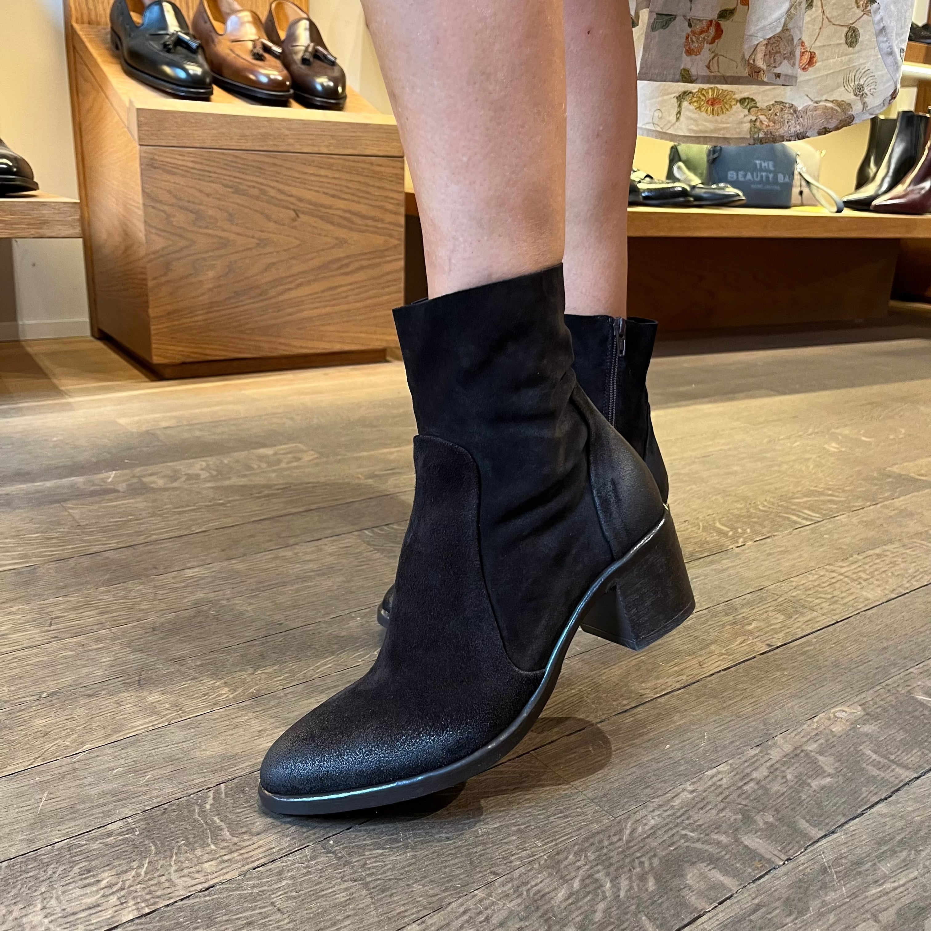 STRATEGIA - Stivaletto - A4560 - Camoscio Ebano Scarpe Donna Strategia 