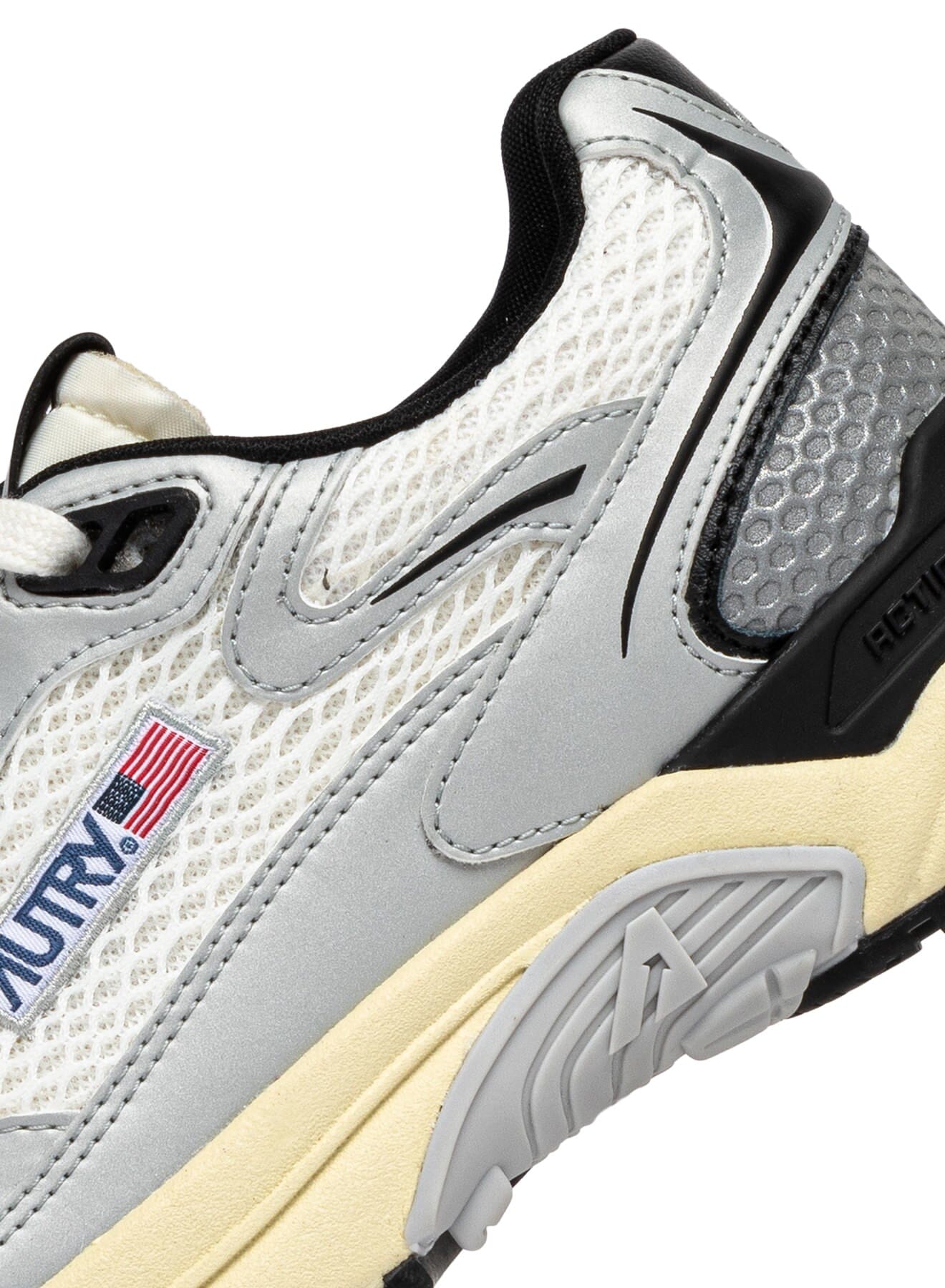 AUTRY - HYLW MV03 - HYPERWAY Sneakers - Black Grey