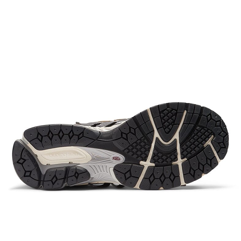 NEW BALANCE -  Sneakers M1906AD - Argento Antracite