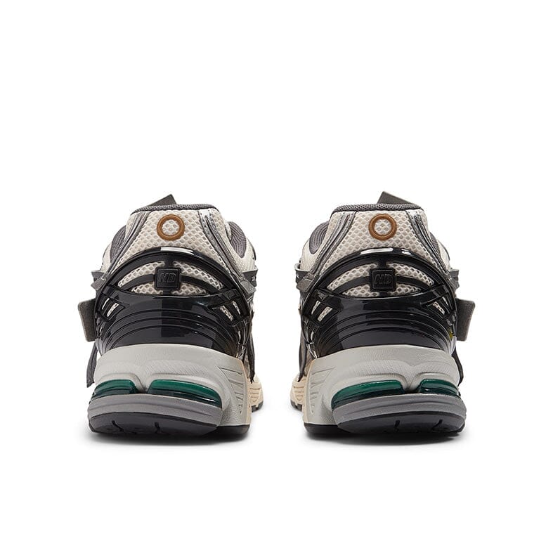 NEW BALANCE - Sneakers M1906AD - Argento Antracite Scarpe uomo NEW BALANCE - Collezione Uomo 